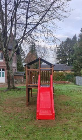 Structure de jeu en bois - École Sainte Marie
