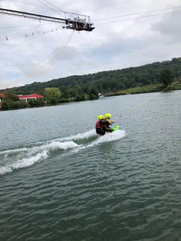 Initiation au kayak et au ski nautique - Lac de Caniel