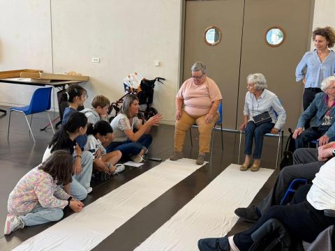 Un moment avec des Séniors - École Saint-Michel