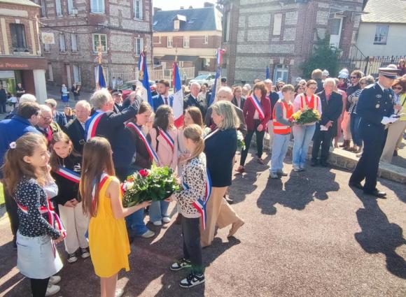 Cérémonie de commémoration du 8 mai à Doudeville